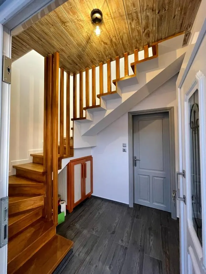 Emiliapartments Skala Sikias 0*,